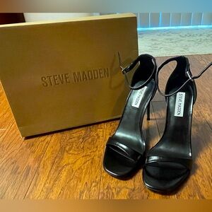 Brand new Steve Madden Kassandra Heels / Black / Size 7.5